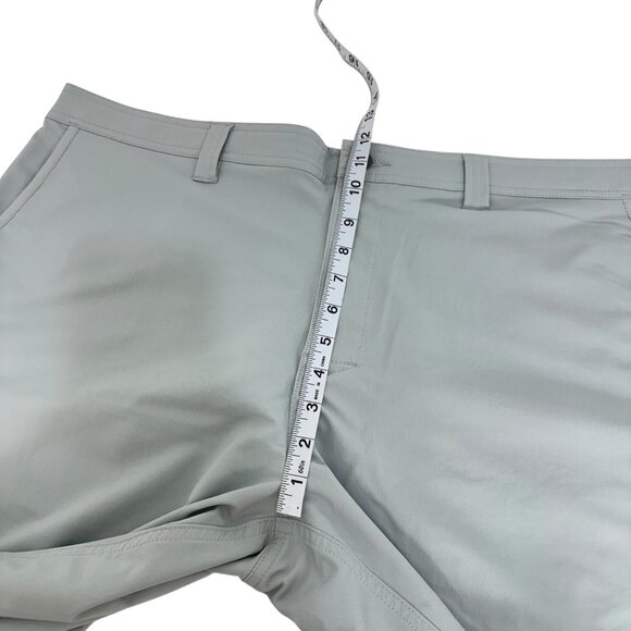 George Mens Light Gray Shorts SZ 42 Nylon Blend Golf Outdoor Activewear 9 inseam - Picture 6 of 9